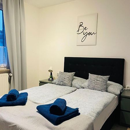 Quartier 7 - Zentral Gelegene Ferienwohnung Mit Stadtblick ブレーマーハーフェン エクステリア 写真