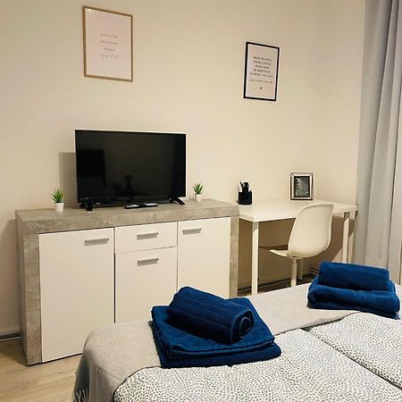 Quartier 7 - Zentral Gelegene Ferienwohnung Mit Stadtblick ブレーマーハーフェン エクステリア 写真