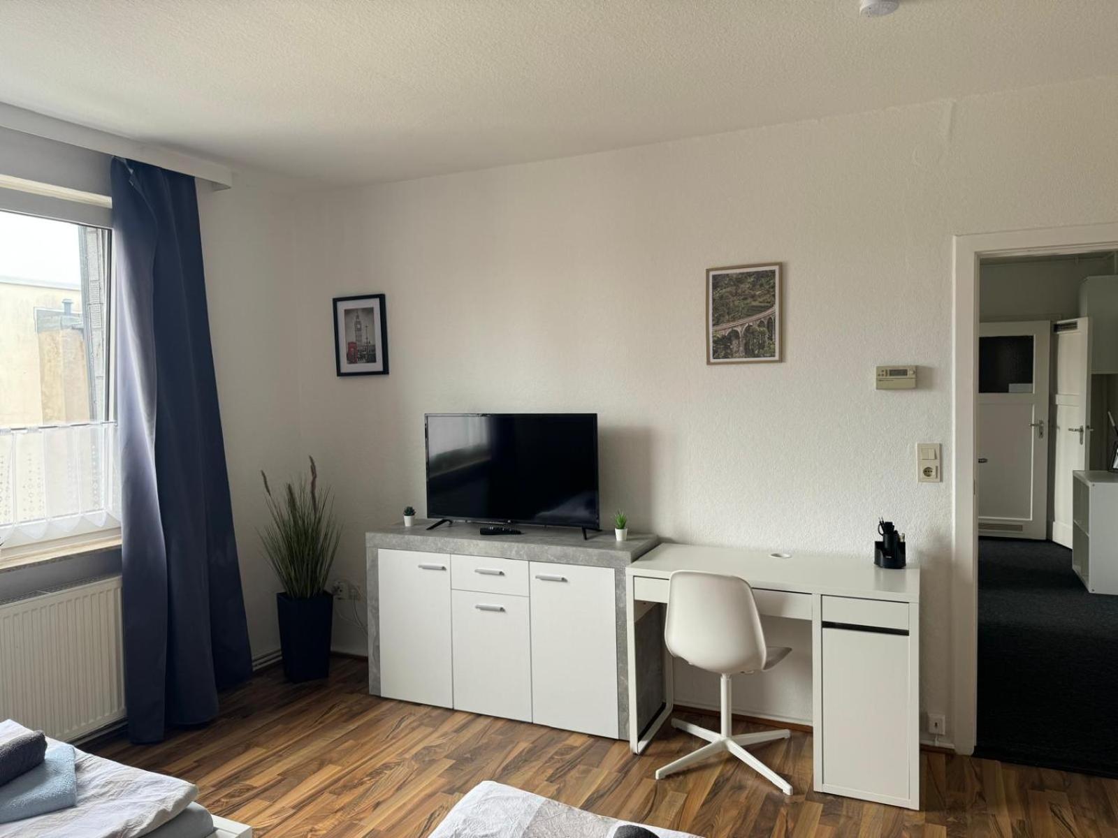 Quartier 7 - Zentral Gelegene Ferienwohnung Mit Stadtblick ブレーマーハーフェン エクステリア 写真
