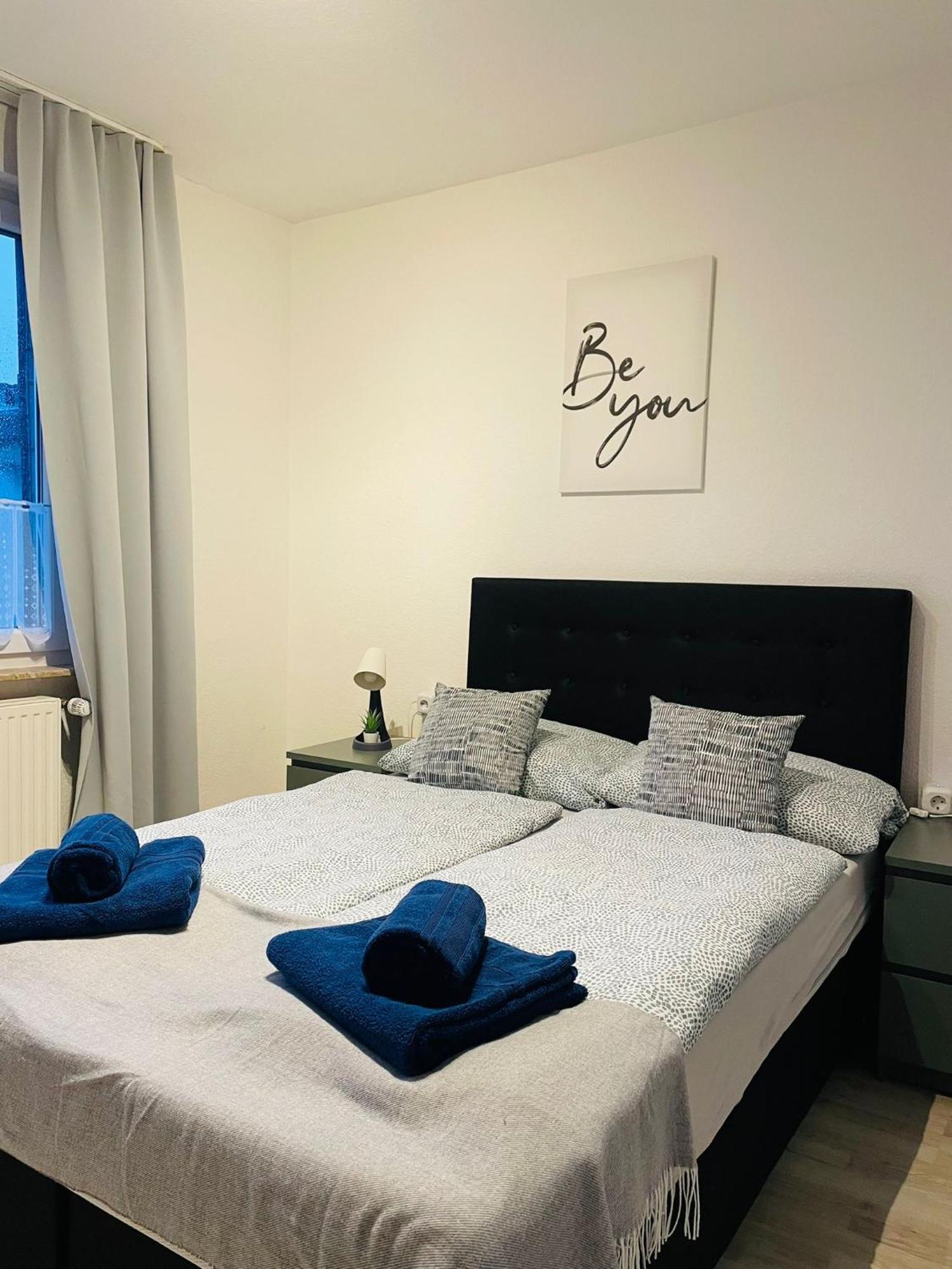 Quartier 7 - Zentral Gelegene Ferienwohnung Mit Stadtblick ブレーマーハーフェン エクステリア 写真
